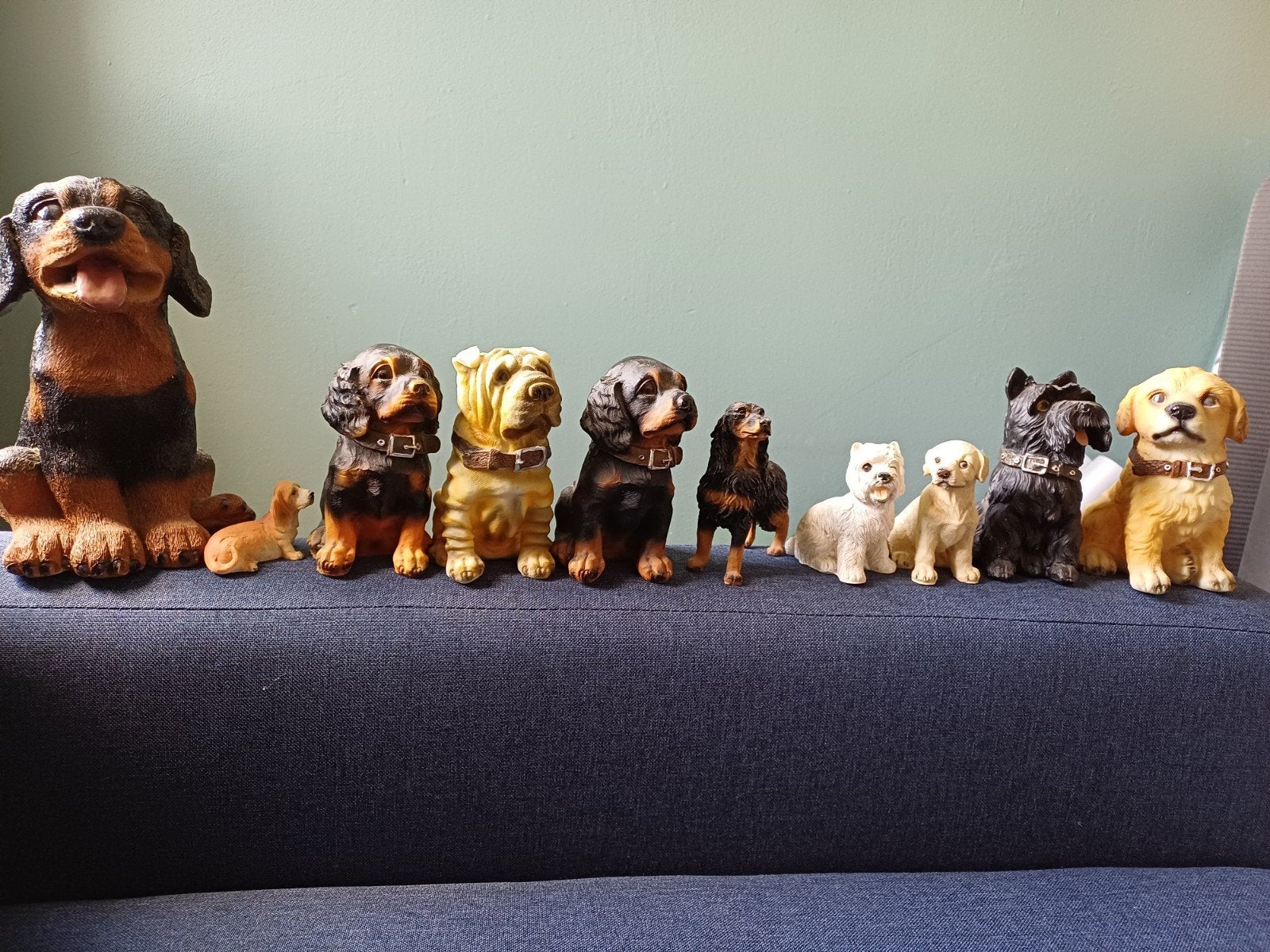 Verzameling van 10 hondenbeeldjes, in goede staat., Ophalen of Verzenden, Zo goed als nieuw, Hond of Kat, Beeldje of Figuurtje