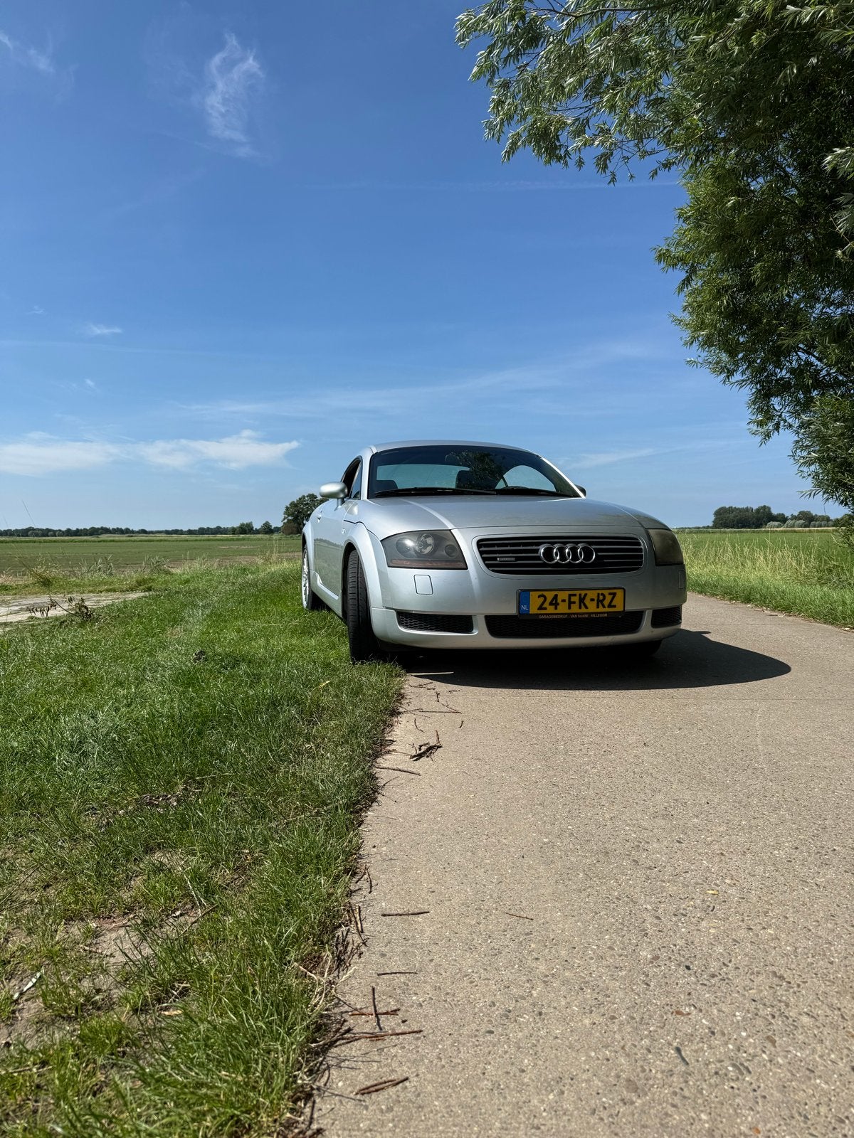 Audi TT 1.8 T Coupe Quattro 165KW 2000 Grijs, Auto's, Audi, TT, 4 cilinders, 4 stoelen, Handgeschakeld
