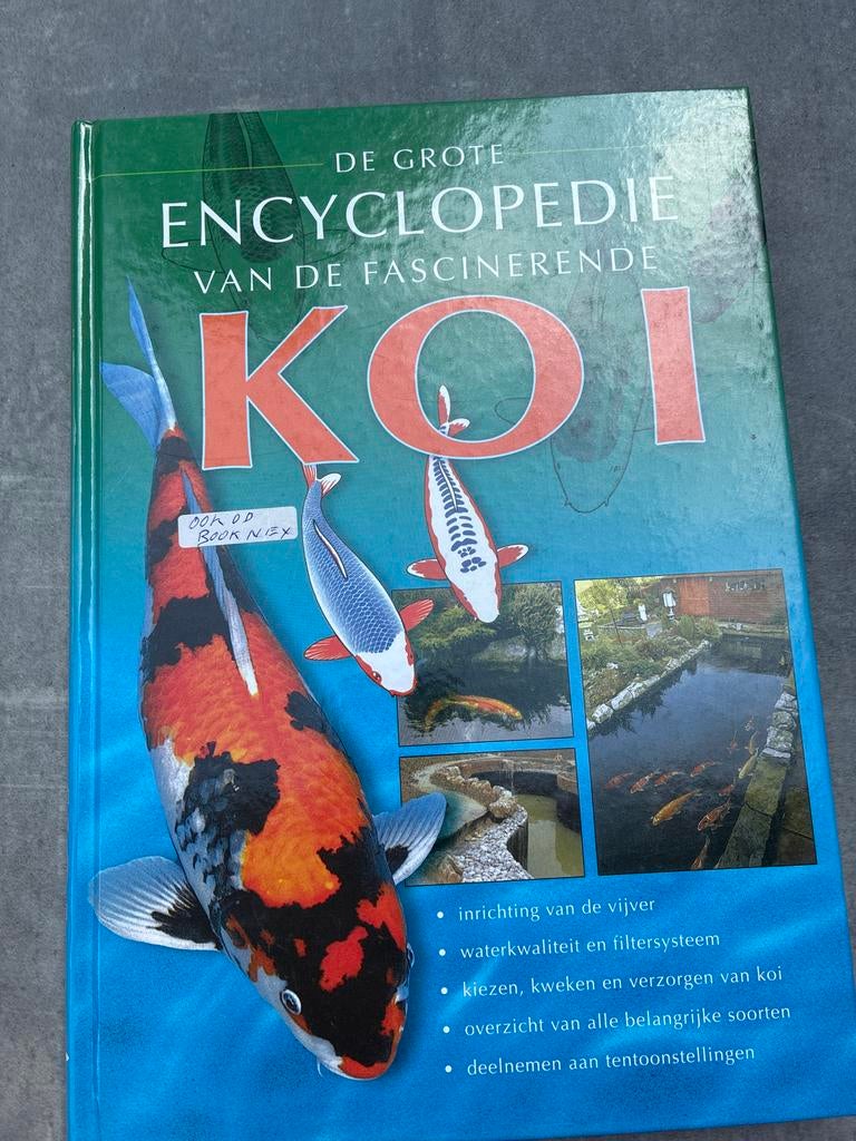 De Grote Encyclopedie van de Fascinerende Koi, Dieren en Toebehoren, Vissen | Vijvervissen