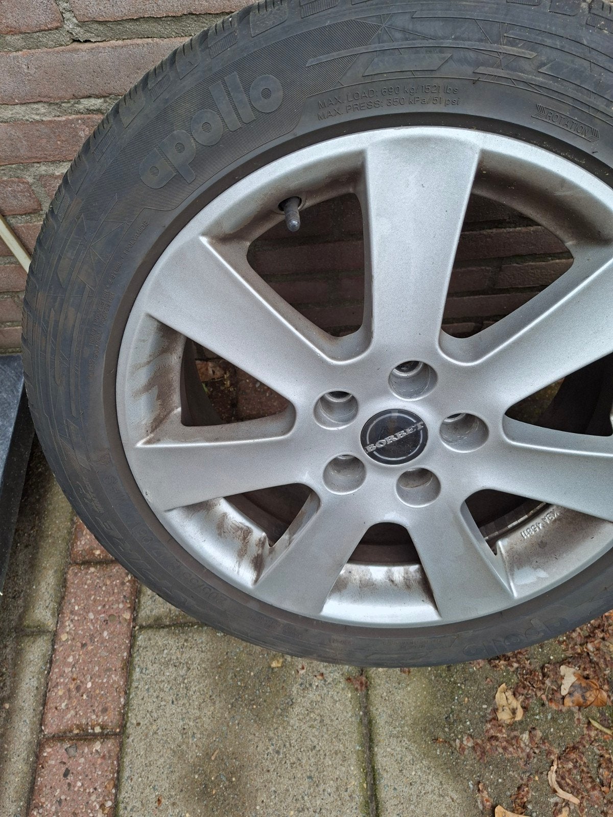Borbet lichtmetalen velgen met winterbanden 205/55/17, Auto-onderdelen, Banden en Velgen, Ophalen, Gebruikt, Banden en Velgen