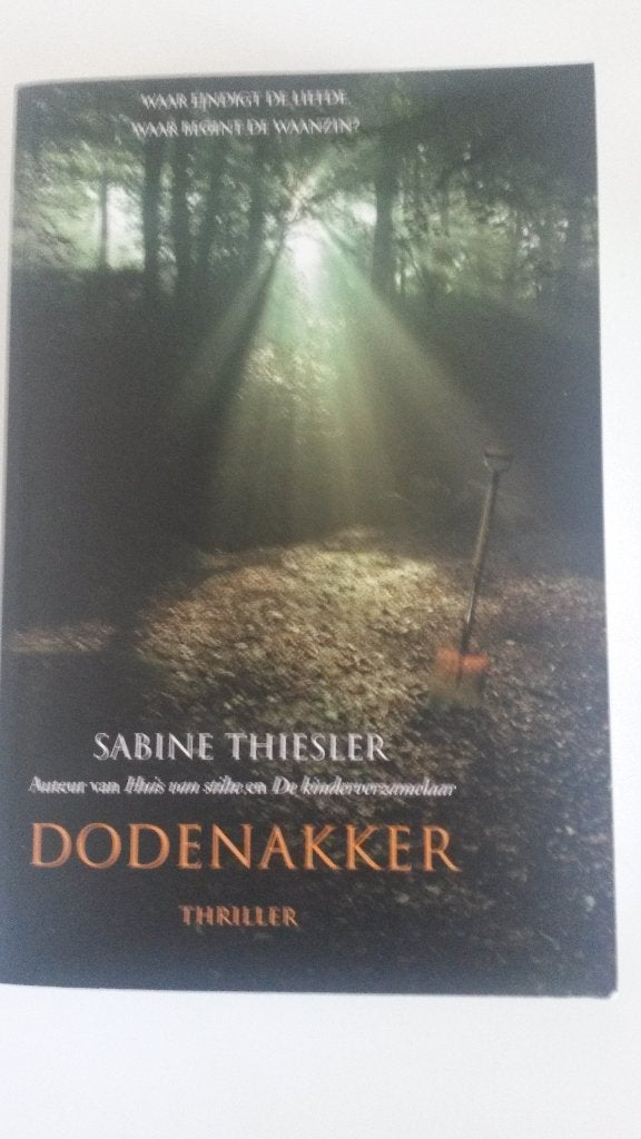 Dodenakker van Sabine Thiesler, Boeken, Ophalen of Verzenden, Gelezen