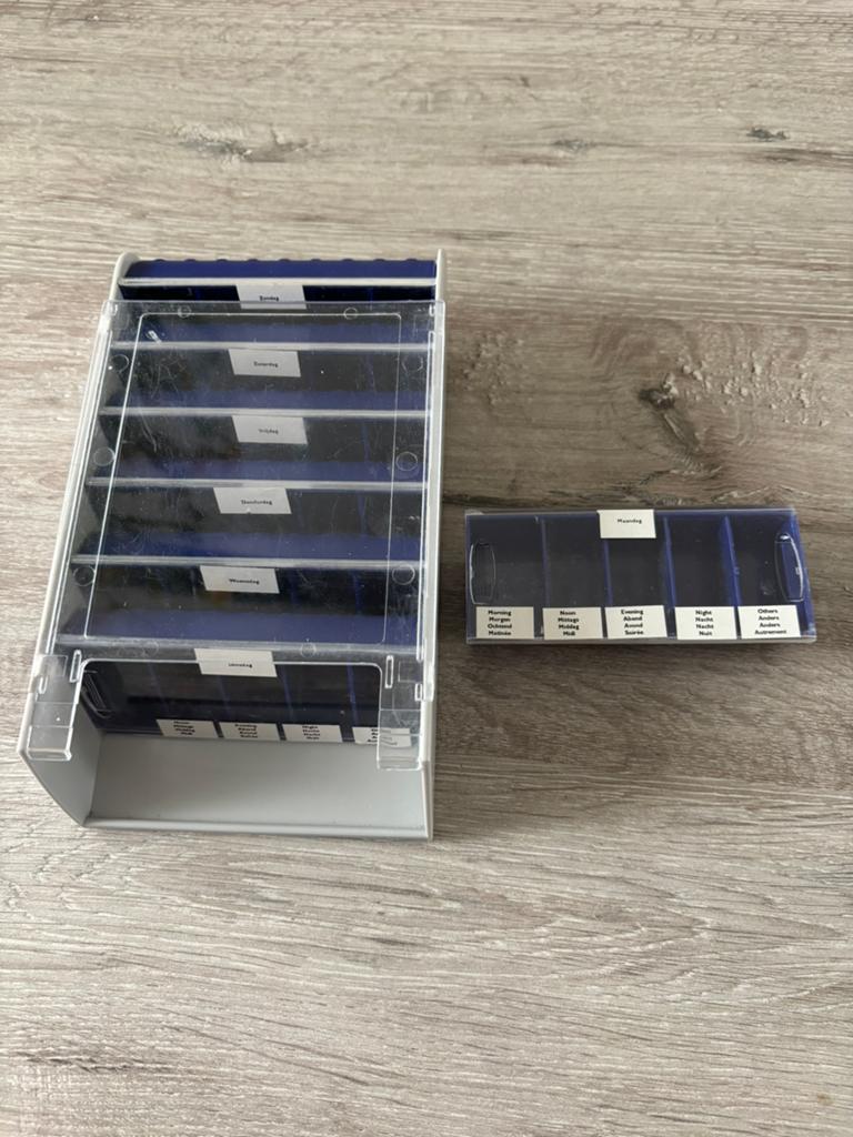 Pillendoos, Ophalen of Verzenden, Zo goed als nieuw
