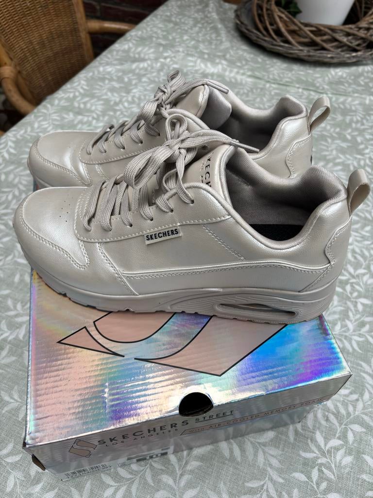 Skechers schoenen maat 40 - Zo goed als nieuw, Ophalen of Verzenden, Zo goed als nieuw, Overige typen, Overige merken