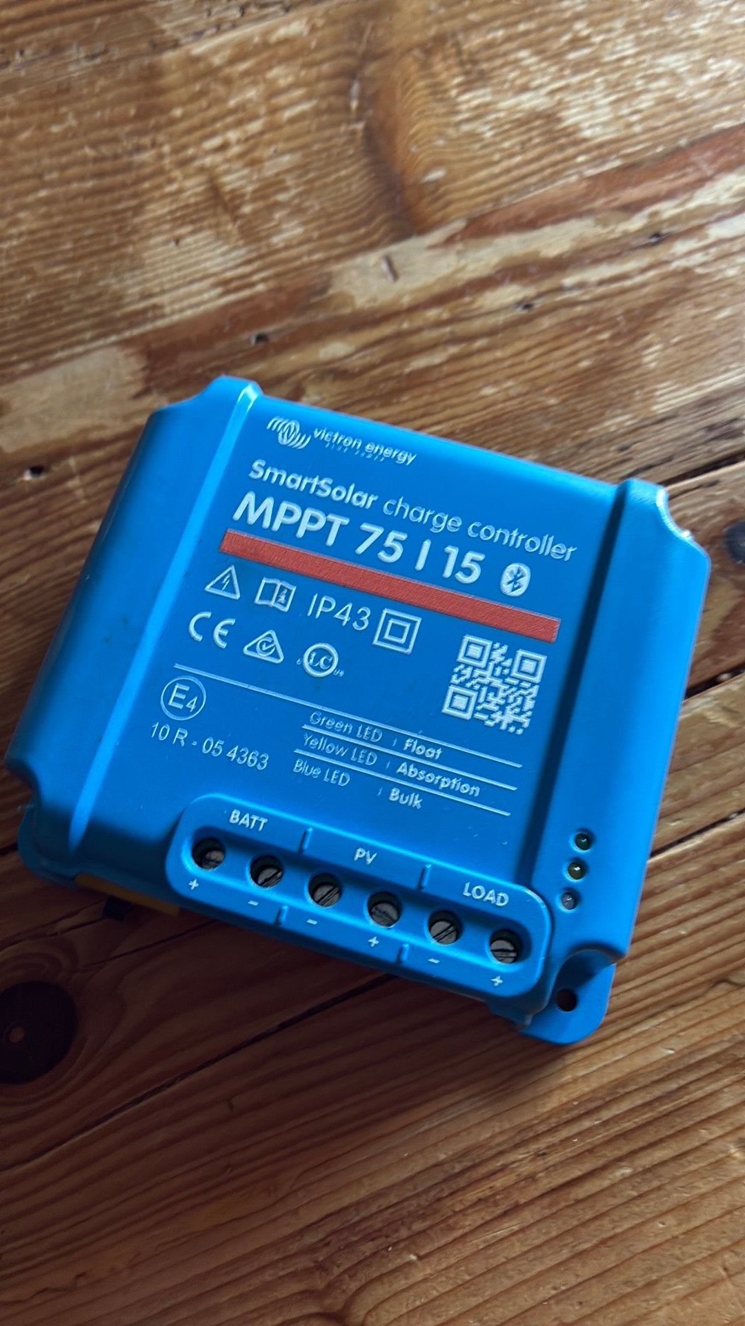 MPPT 75/15 victron, Ophalen of Verzenden, Zo goed als nieuw