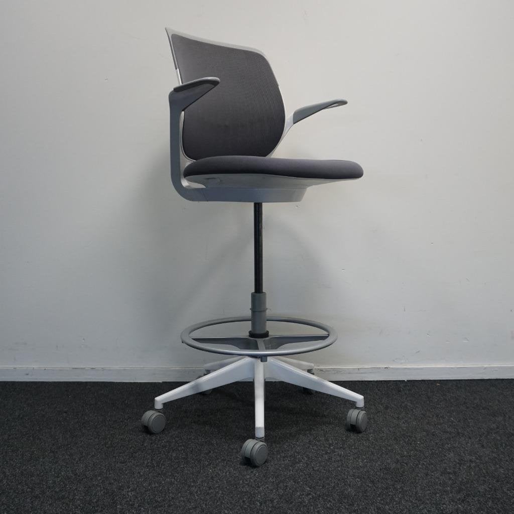 Steelcase Cobi Chair | Baliestoel | Grijs/Wit |  ZGAN, -, -, Ophalen of Verzenden, Zo goed als nieuw