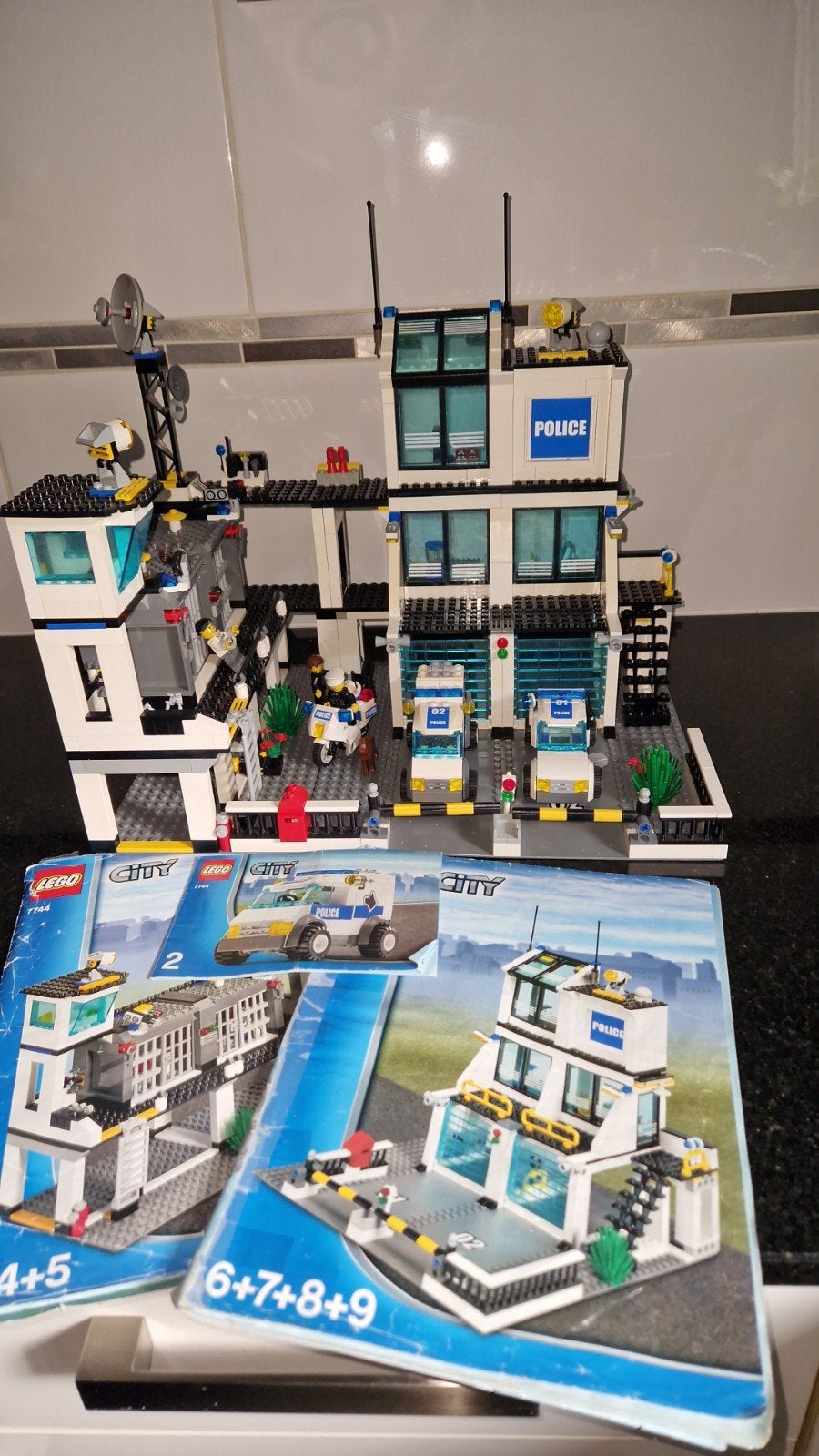 Lego city 7744 politiebureau, Kinderen en Baby's, Speelgoed | Duplo en Lego, Lego, Ophalen of Verzenden, Complete set, City