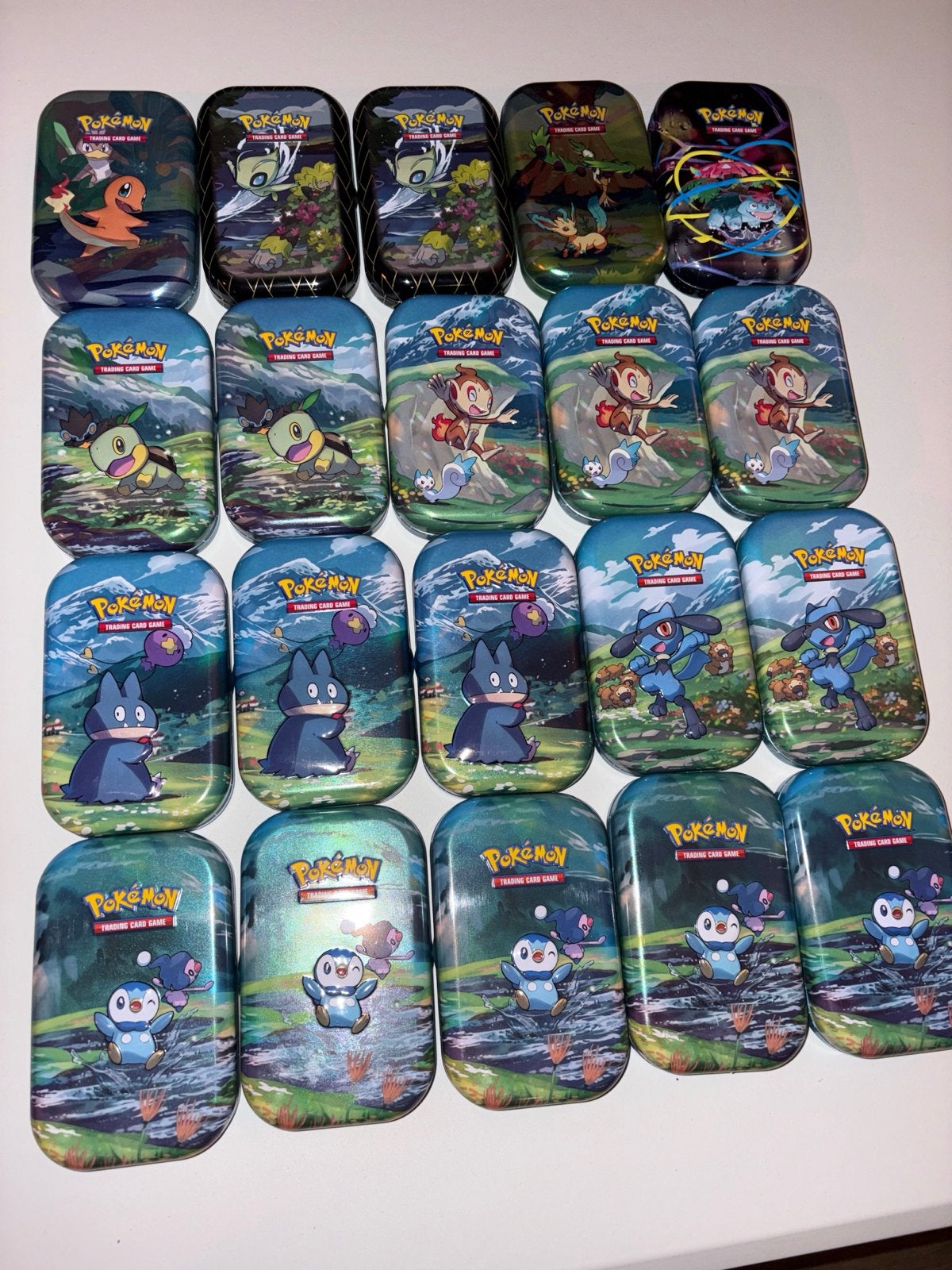 Pokémon Mystery Mini Tin (30 Echte Kaarten) - Cadeautip!, Ophalen of Verzenden, Zo goed als nieuw, Meerdere kaarten