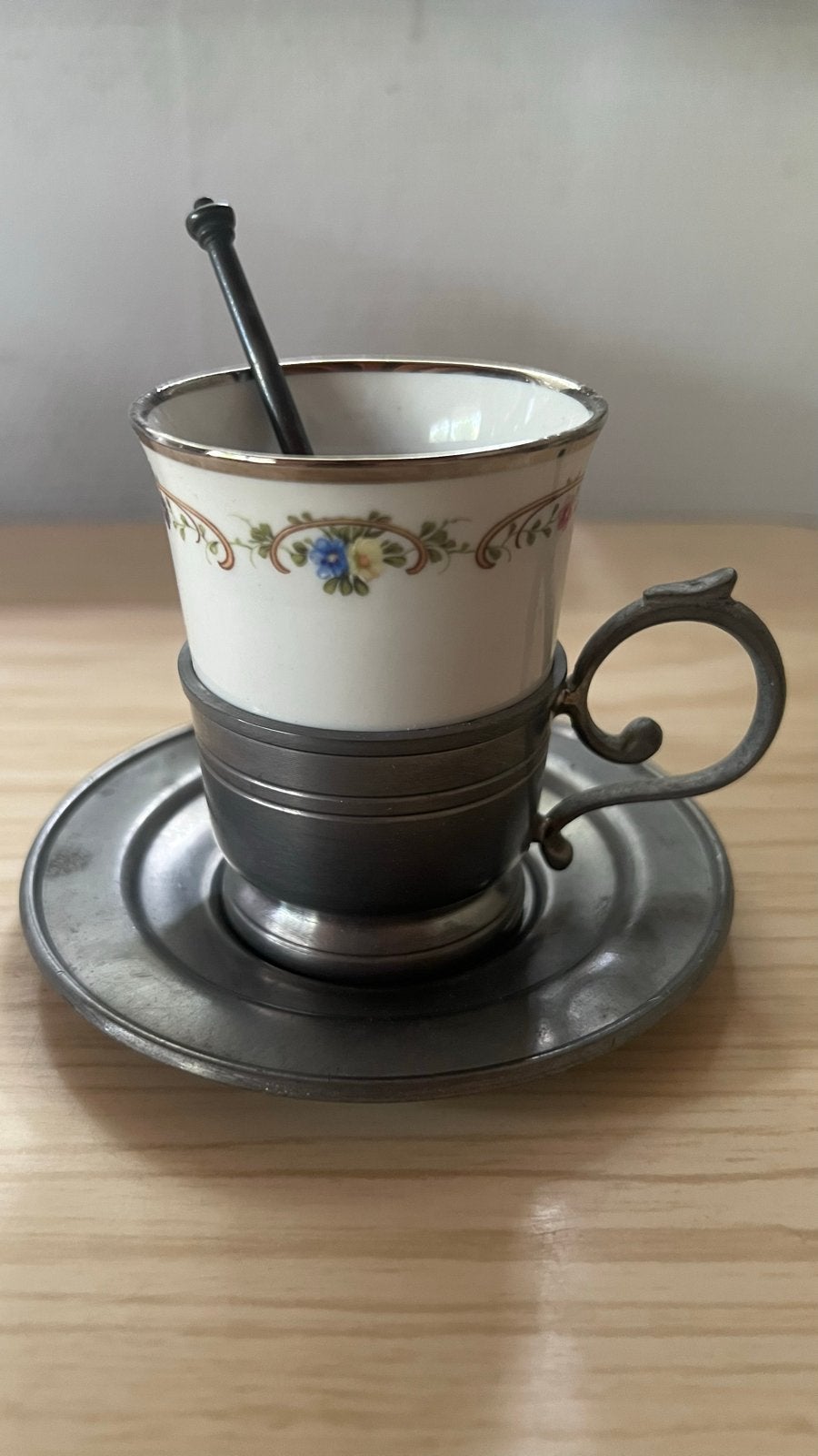 Antieke tinnen theekop met schotel en lepel, Ophalen of Verzenden