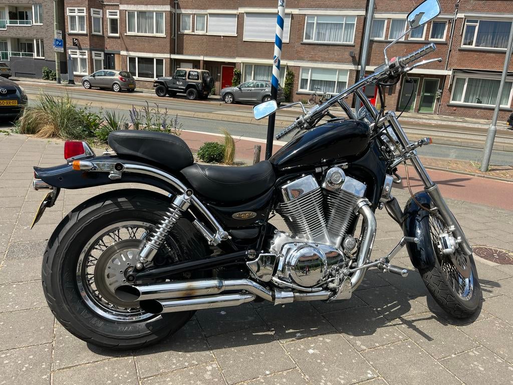 Suzuki Intruder VS 1400 - Klassieke Stijl, 2 cilinders, Gebruikt, Particulier, Meer dan 35 kW