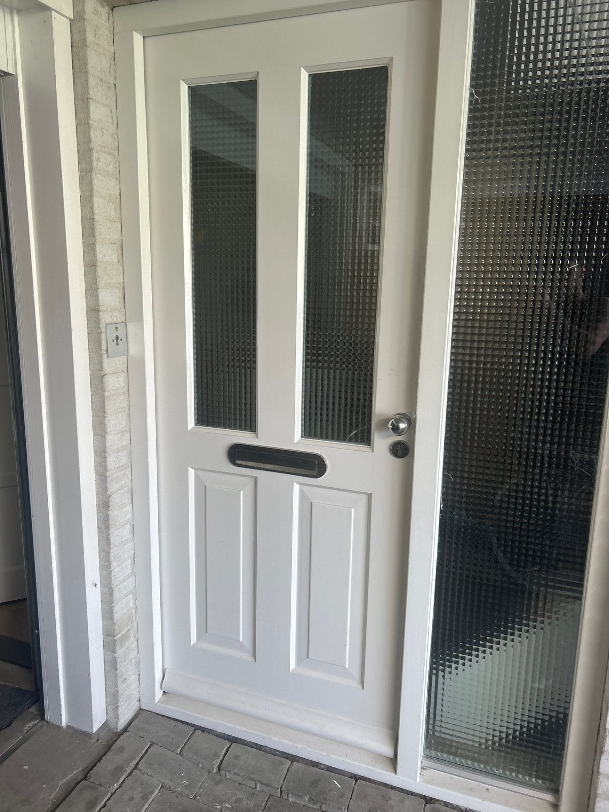 Witte buitendeur voordeur met glaspanelen en brievenbus, Ophalen, Gebruikt, 80 tot 100 cm, Buitendeur