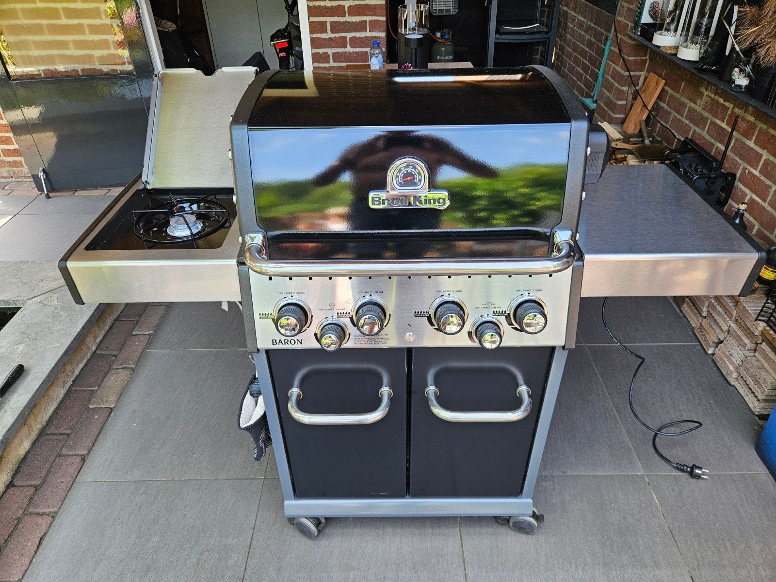 Broil King Baron 490 Gasbarbecue met zijbrander, Ophalen of Verzenden