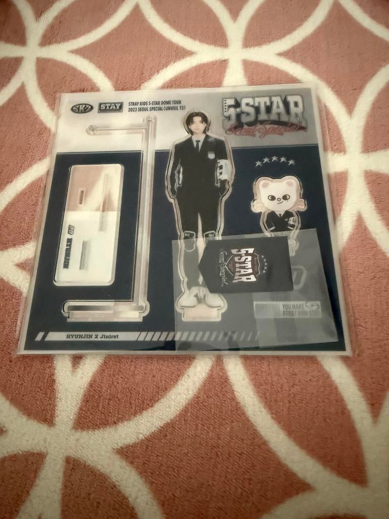 Stray Kids Hyunjin Jiniret 5 Star Dome Tour Seoul Flag Stand, Ophalen of Verzenden, Nieuw, Foto of Kaart