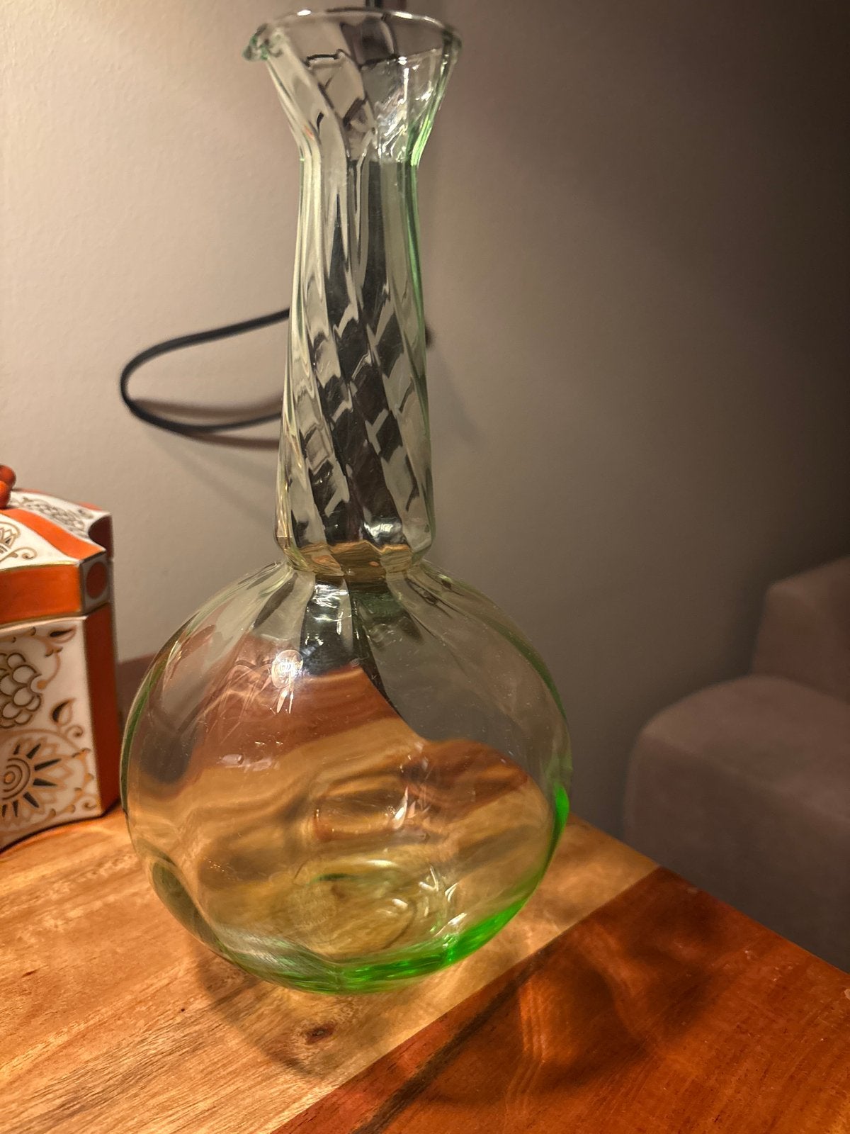 Borek Sipek Vintage Groene Glazen Karaf met Gedraaide Hals, Ophalen of Verzenden