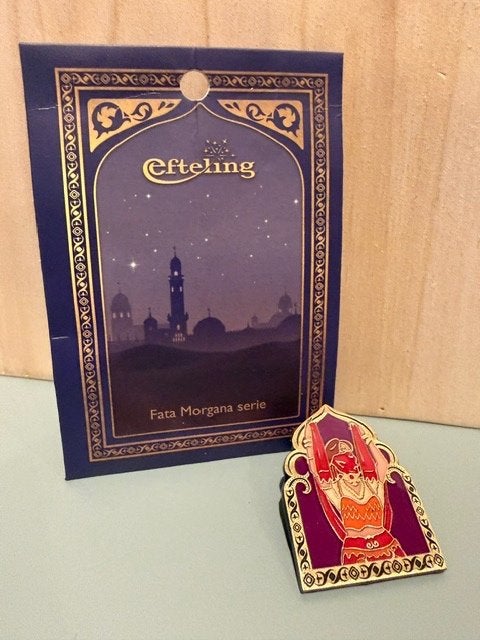 Efteling Pin - Fata Morgana Serie de buikdanseres (EPP 458), Verzamelen, Efteling, Ophalen of Verzenden, Nieuw, Button of Speldje