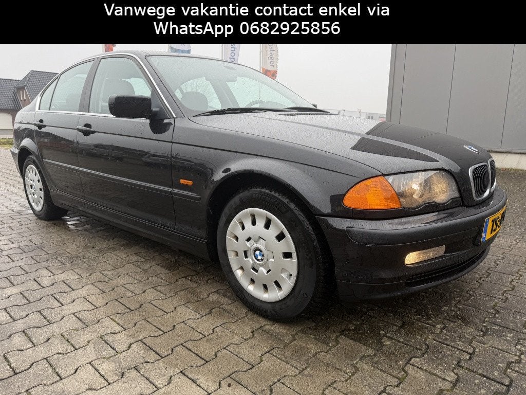 BMW 3-serie 320i Executive Airco Automaat slechts 172.639 km, Achterwielaandrijving, Gebruikt, 150 pk, Zwart