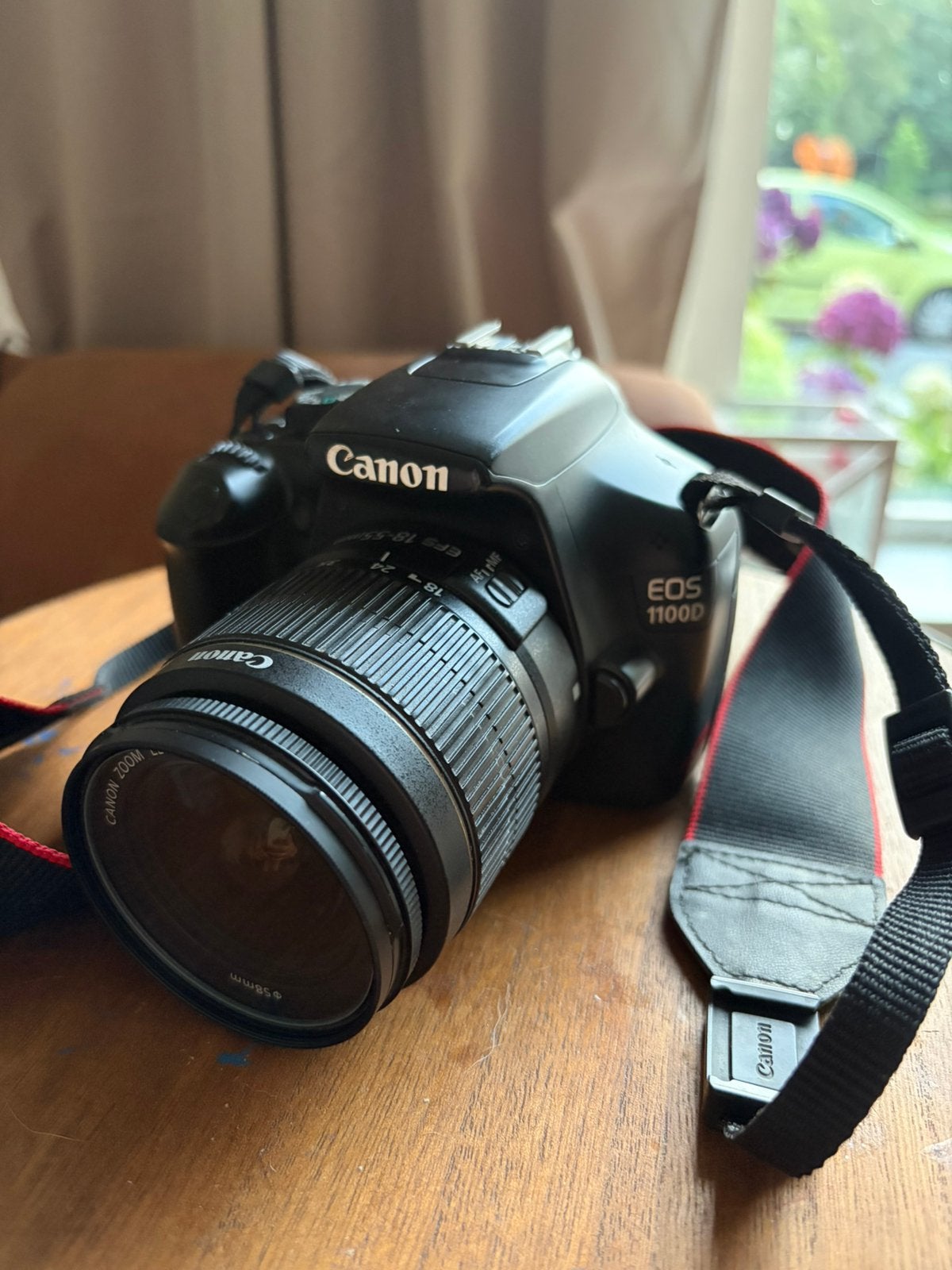 Canon EOS 1100D + 18-55mm + 75-300mm + tas | Complete set, Ophalen, Gebruikt, Spiegelreflex, Canon