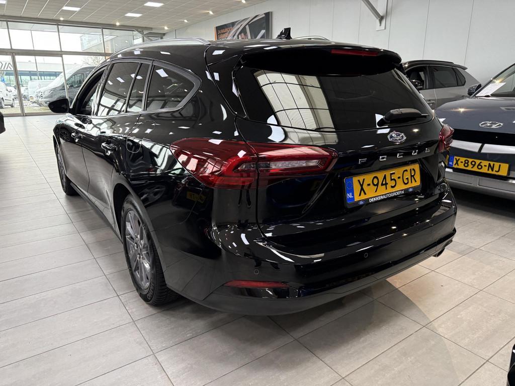 Ford Focus 1.0 EcoBoost Hybrid 125 pk Titanium Wagon SYNC 4, Gebruikt, Lichtsensor, Zwart, Origineel Nederlands