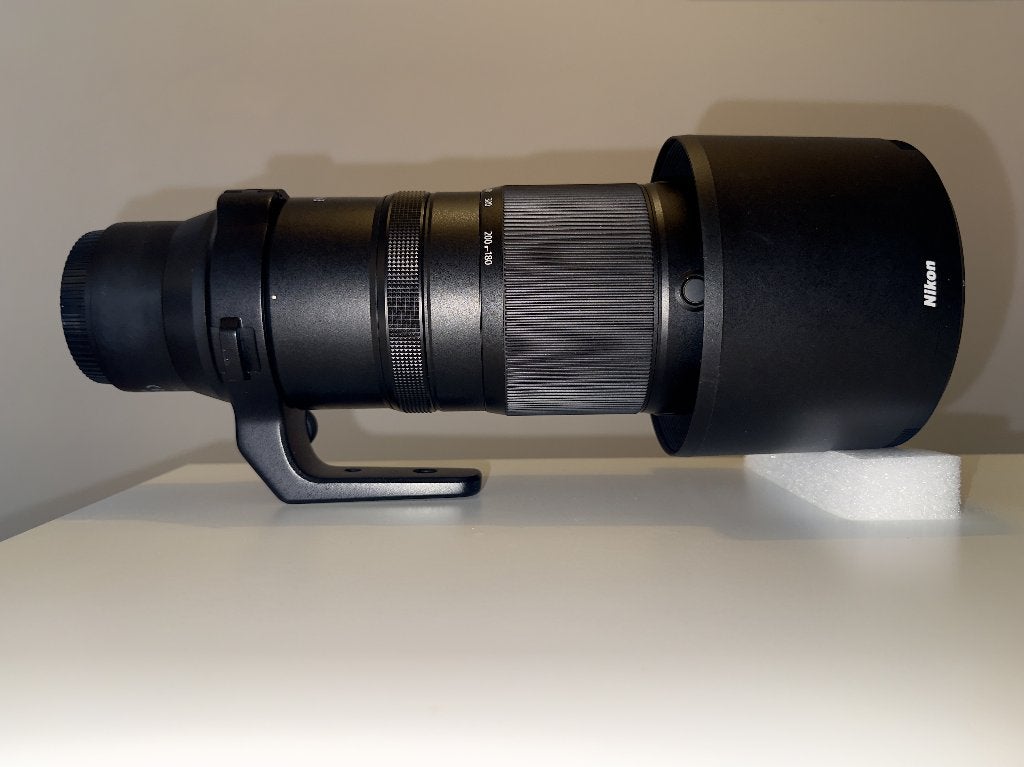 Nikon Z 180-600mm f/5.6-6.3 VR + Lenscover, Audio, Tv en Foto, Fotografie | Lenzen en Objectieven, Ophalen, Nikon Z-mount, Telelens