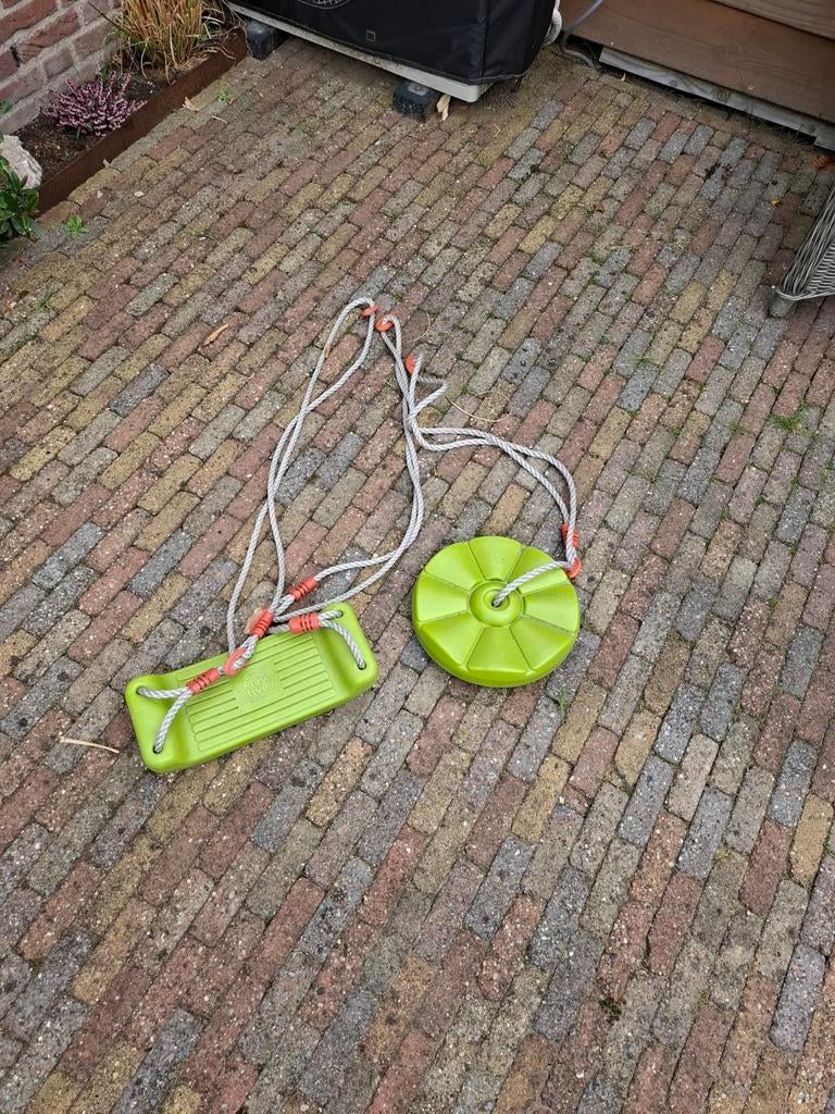Schommelset: 2x schommel (zitje en schotel), Ophalen