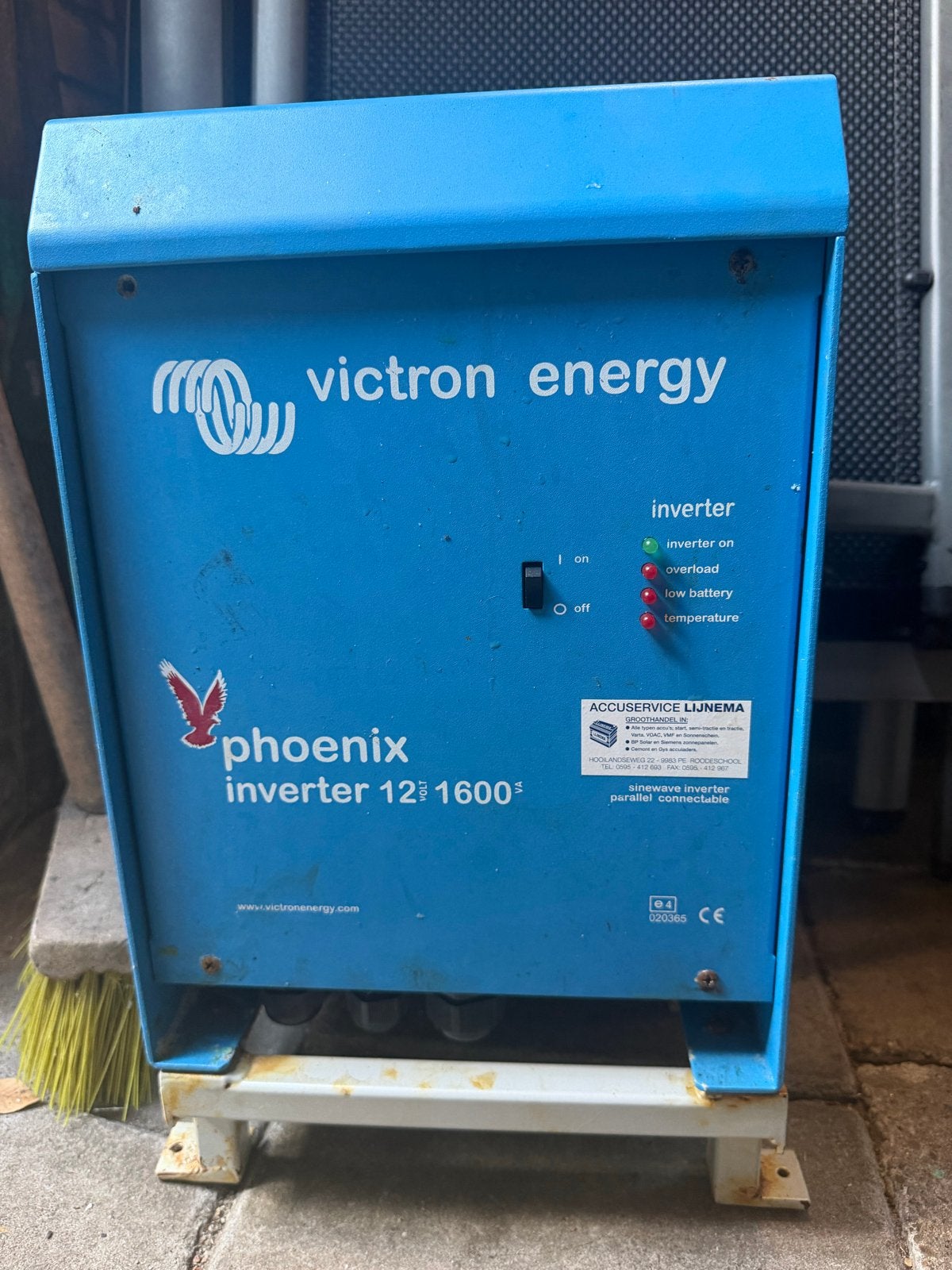 Victron Energy Phoenix Inverter 12/1600 - Vochtschade, Ophalen of Verzenden, Niet werkend
