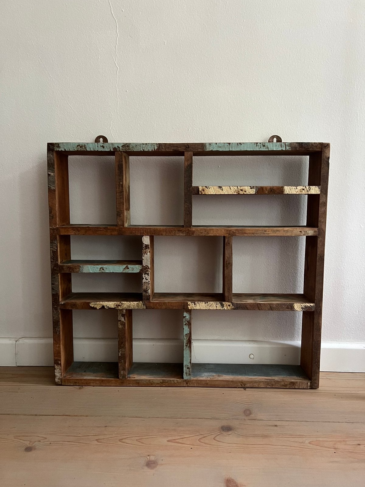 Kwalitatief sloophouten muurkastje / letterbak, Gebruikt, Ophalen of Verzenden, Minder dan 150 cm, Minder dan 25 cm