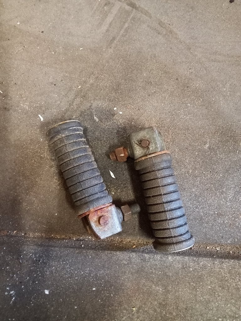 2 zijstepjes/ voetsteunen voor scooter, Ophalen of Verzenden, Gebruikt, Frame, Overige merken