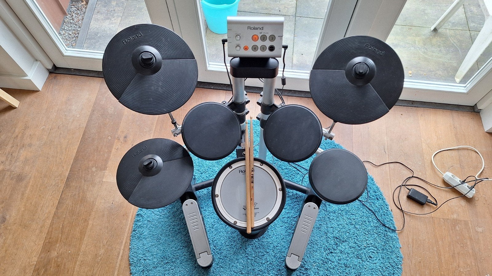 Roland V-Drums TD-3 met originele speaker, Ophalen, Gebruikt, Roland, Elektronisch