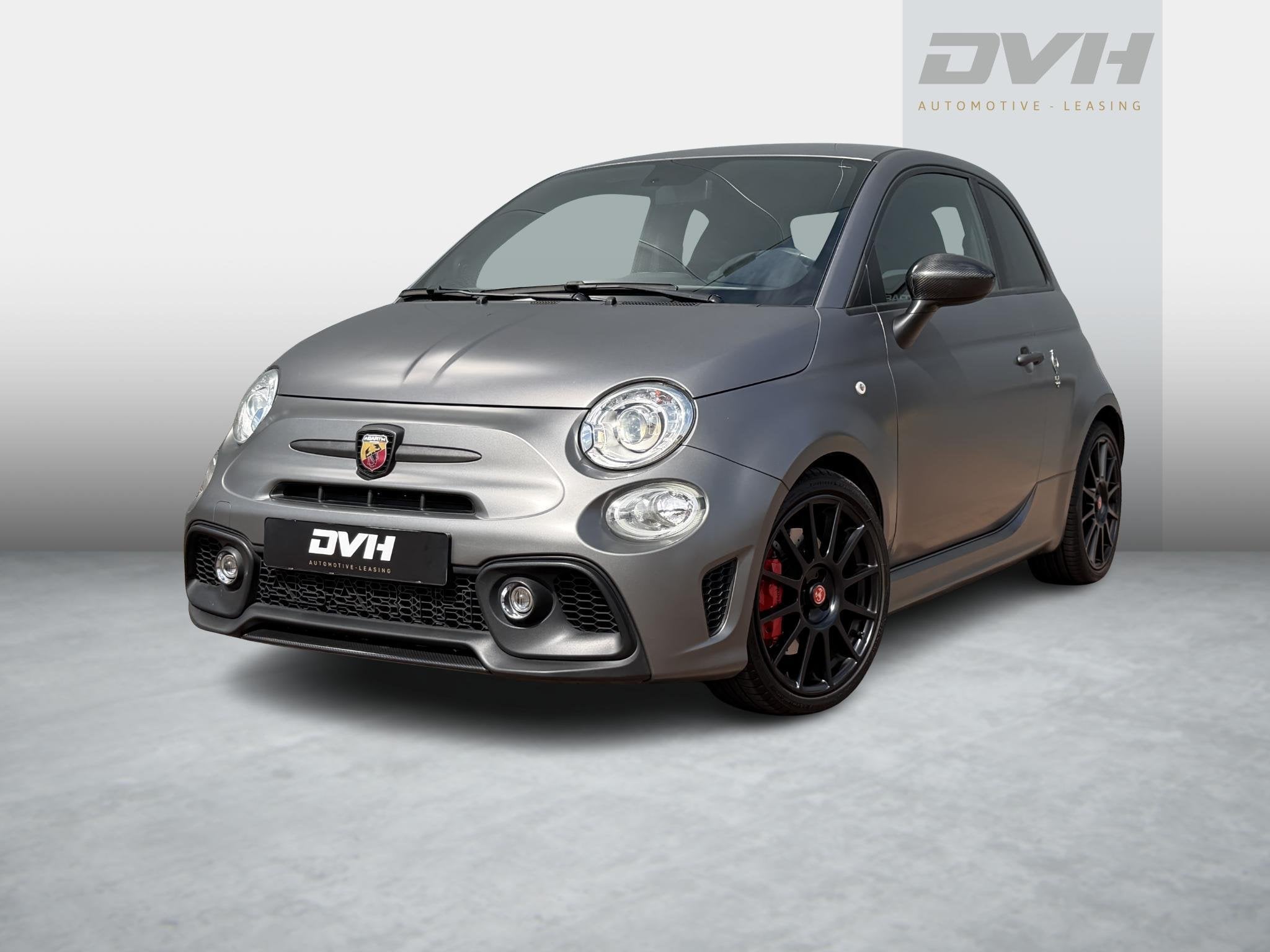 Abarth 595 1.4 T-Jet Competizione 70th Anniversary BEATS | C, Auto's, Dealer onderhouden, Gebruikt, 4 cilinders, 4 stoelen