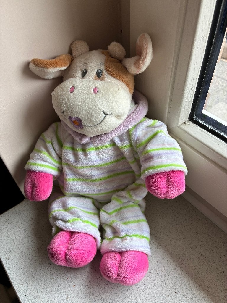 Stoffen Aangeklede Koe Knuffel 27 cm, Ophalen of Verzenden, Zo goed als nieuw, Koe