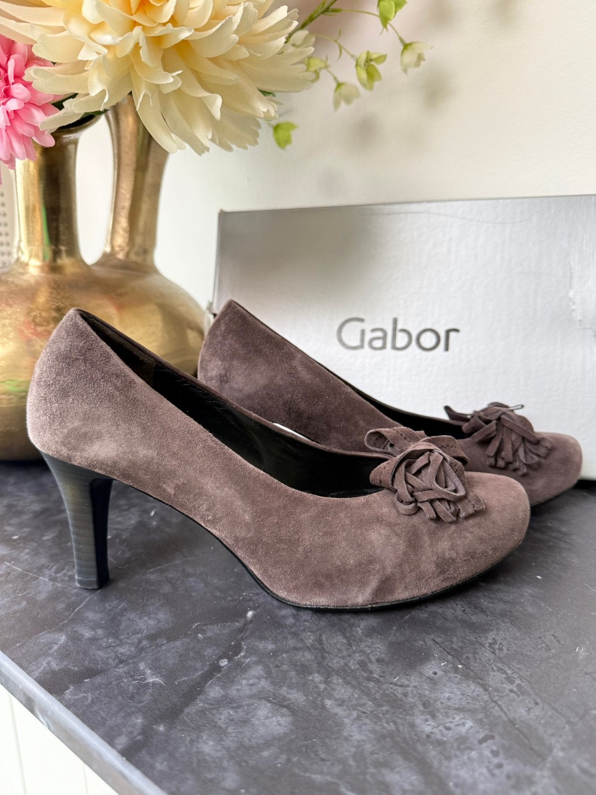 Gabor bruine suede pumps maat 37,5, Kleding | Dames, Schoenen, Ophalen of Verzenden, Zo goed als nieuw, Bruin, Pumps