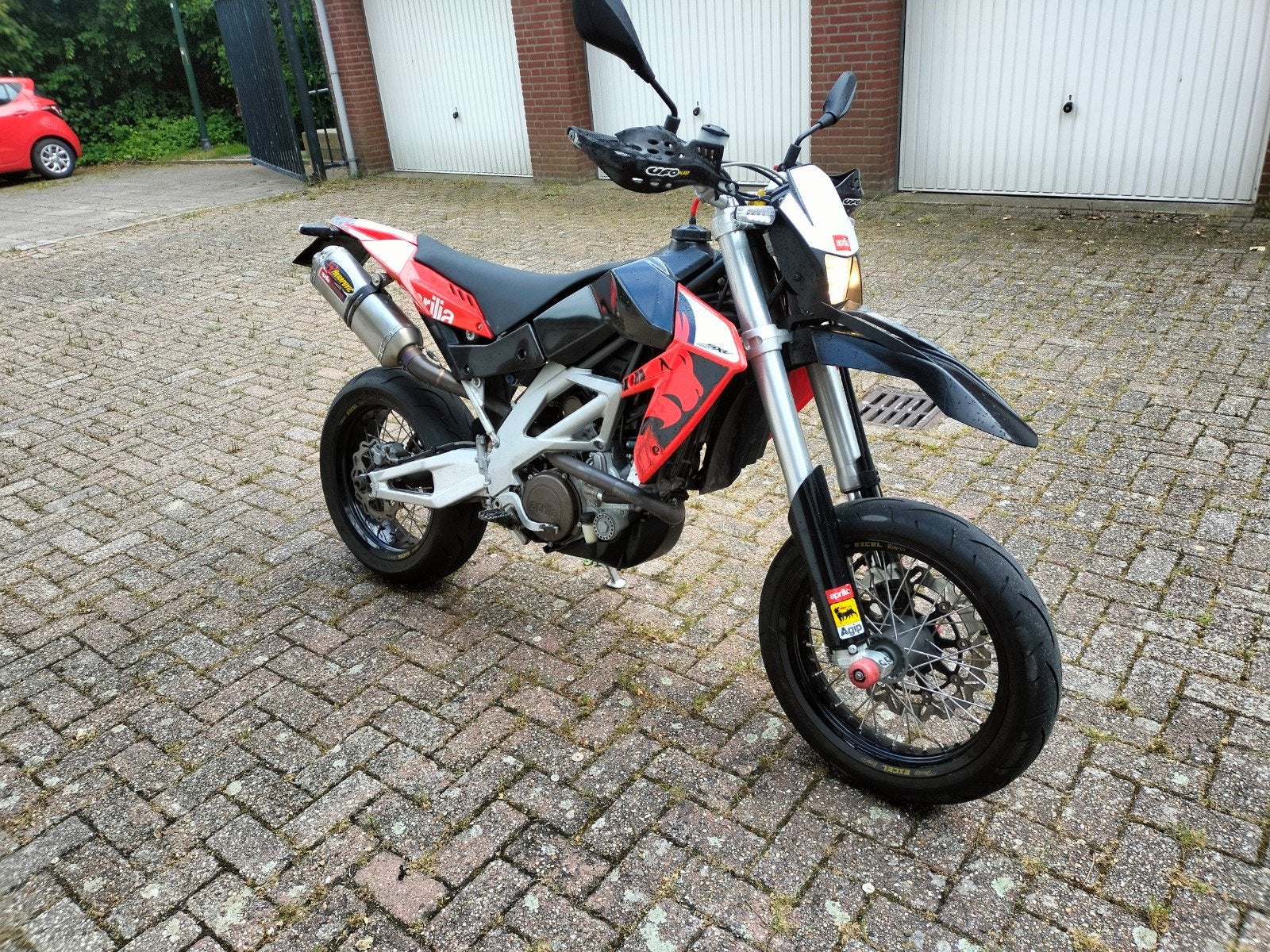 Aprilia SXV 550 Supermoto - Unieke en Krachtige Machine