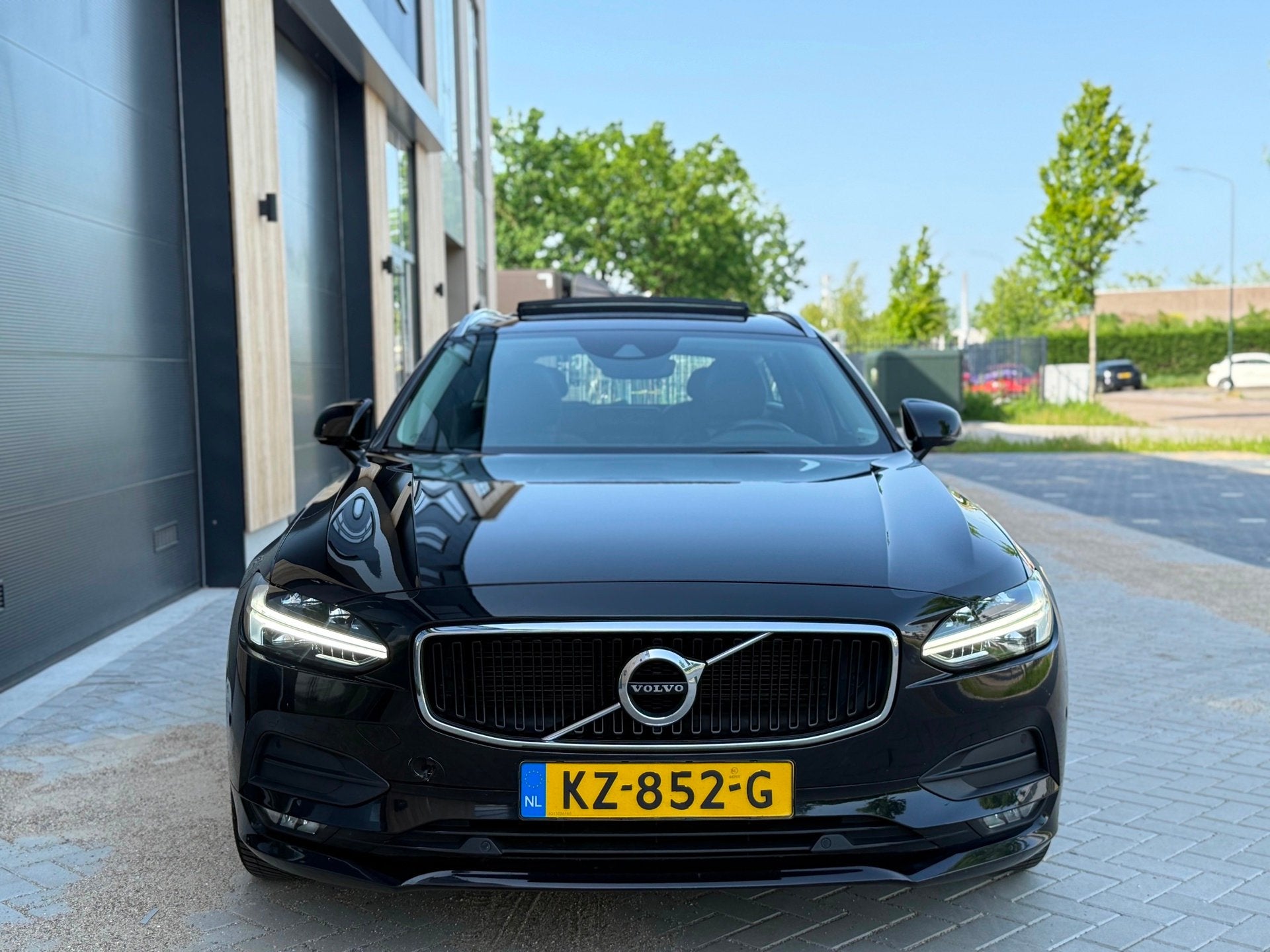Volvo V90 2.0 D4 190PK (bj 2017) ACC|PANO|LEER|CAMERA|EX BPM, Auto's, 1969 cc, Automatische klimaatregeling, Zwart, Diesel