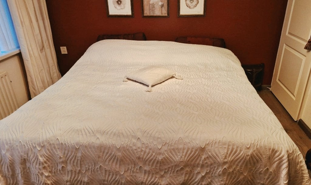 bed 2 pers 180x200 met auping bodems en matrassen excl sprei, Huis en Inrichting, Slaapkamer | Complete slaapkamers, Ophalen, Gebruikt