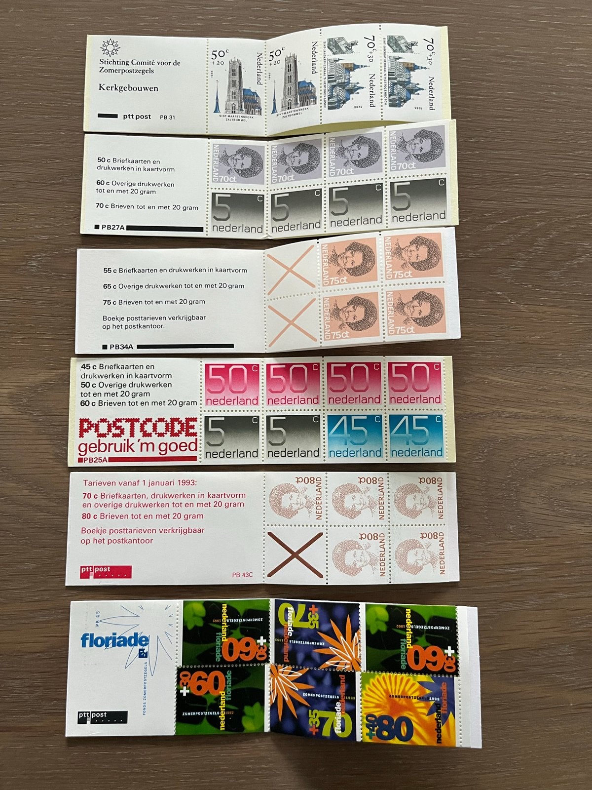 Set van 6 postfrisse Nederlandse postzegelboekjes, Postzegels en Munten, Postzegels | Nederland, Ophalen of Verzenden, Na 1940