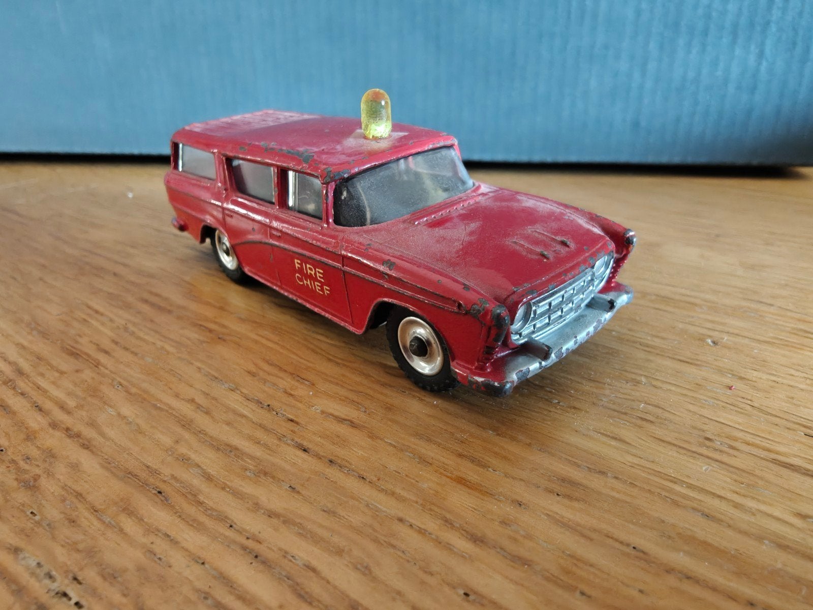 Dinky Toys Nash Rambler Fire Chief - Vintage Brandweerauto, Ophalen of Verzenden, Gebruikt, Auto, Dinky Toys