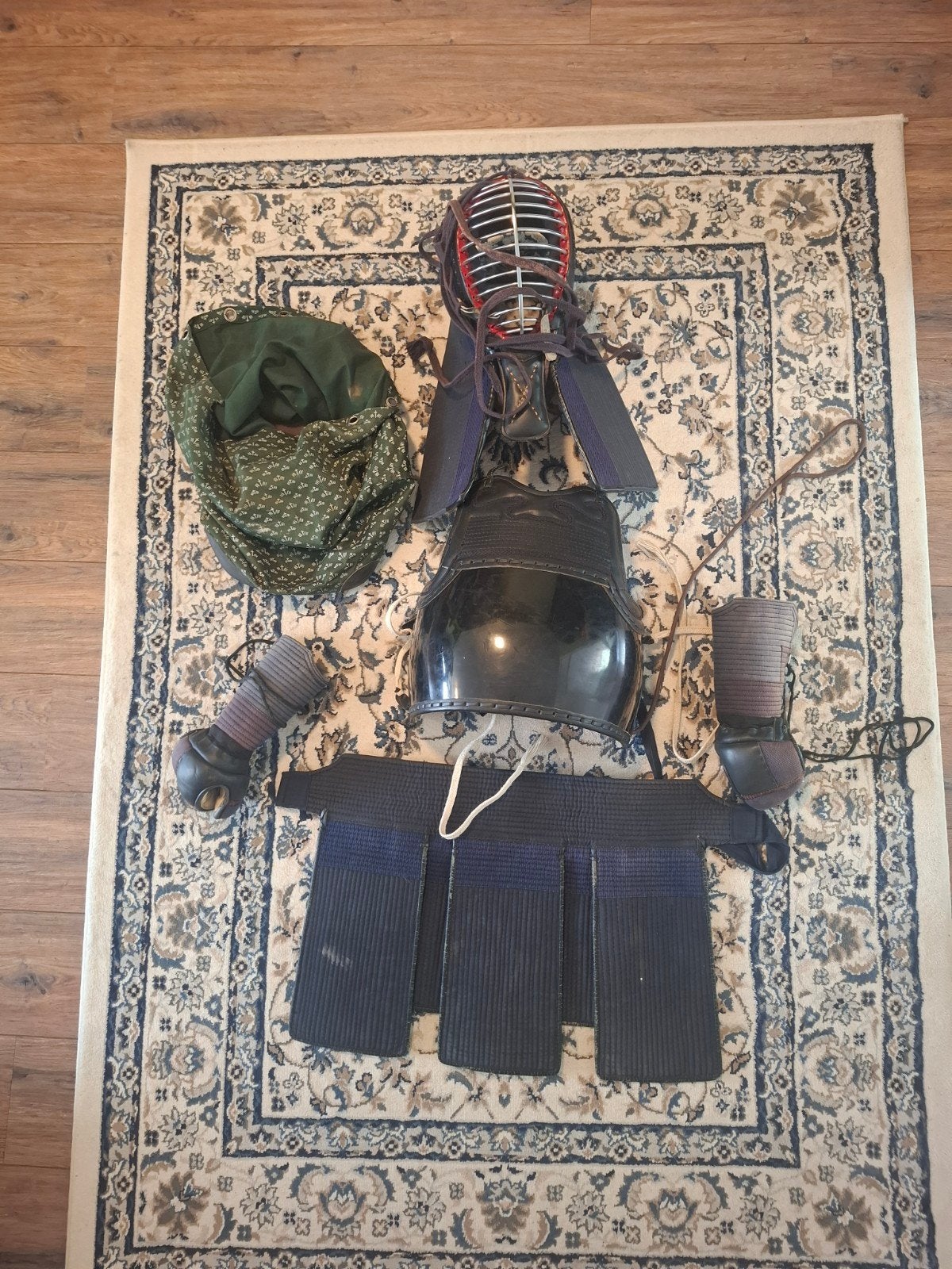 kendo pak voor 175-185 cm, Sport en Fitness, Vechtsporten en Zelfverdediging, Kendo, Gebruikt, Maat XL, Vechtsportbescherming