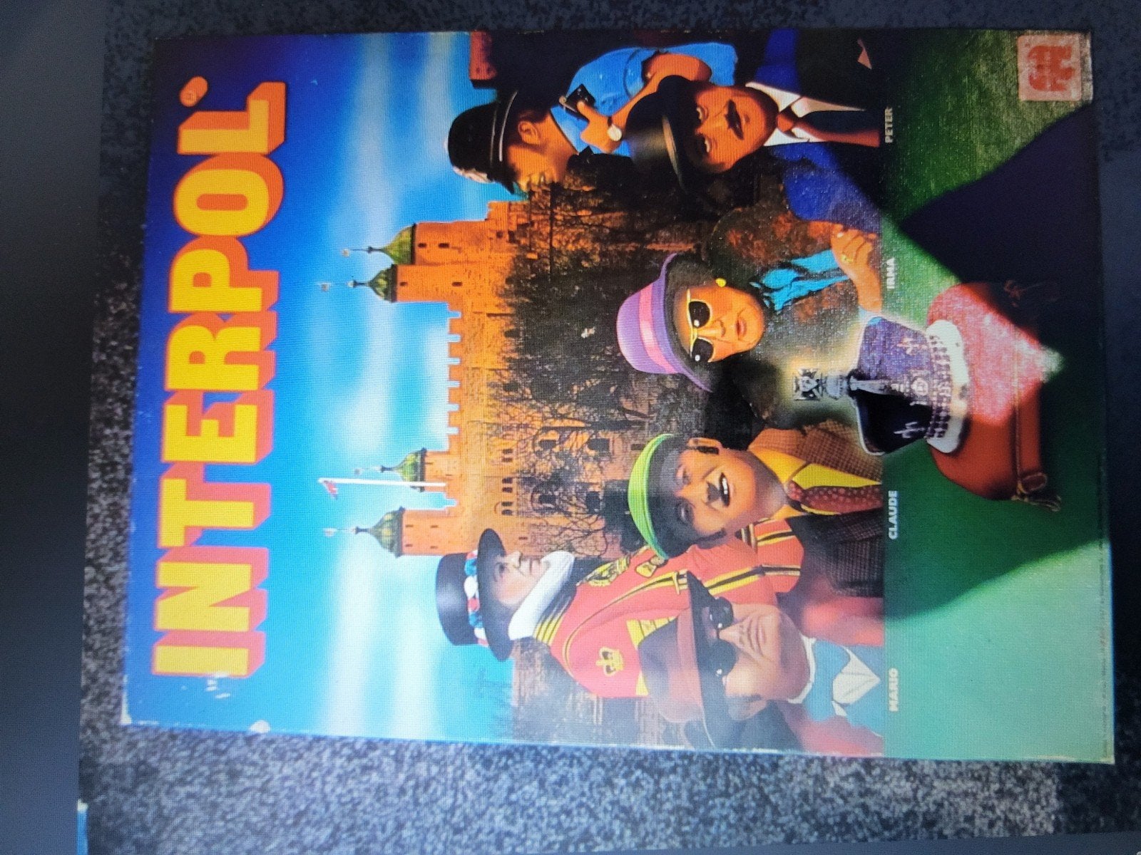 Interpol bordspel - Spannend detective spel, Hobby en Vrije tijd, Gezelschapsspellen | Bordspellen, Vijf spelers of meer, Ophalen of Verzenden