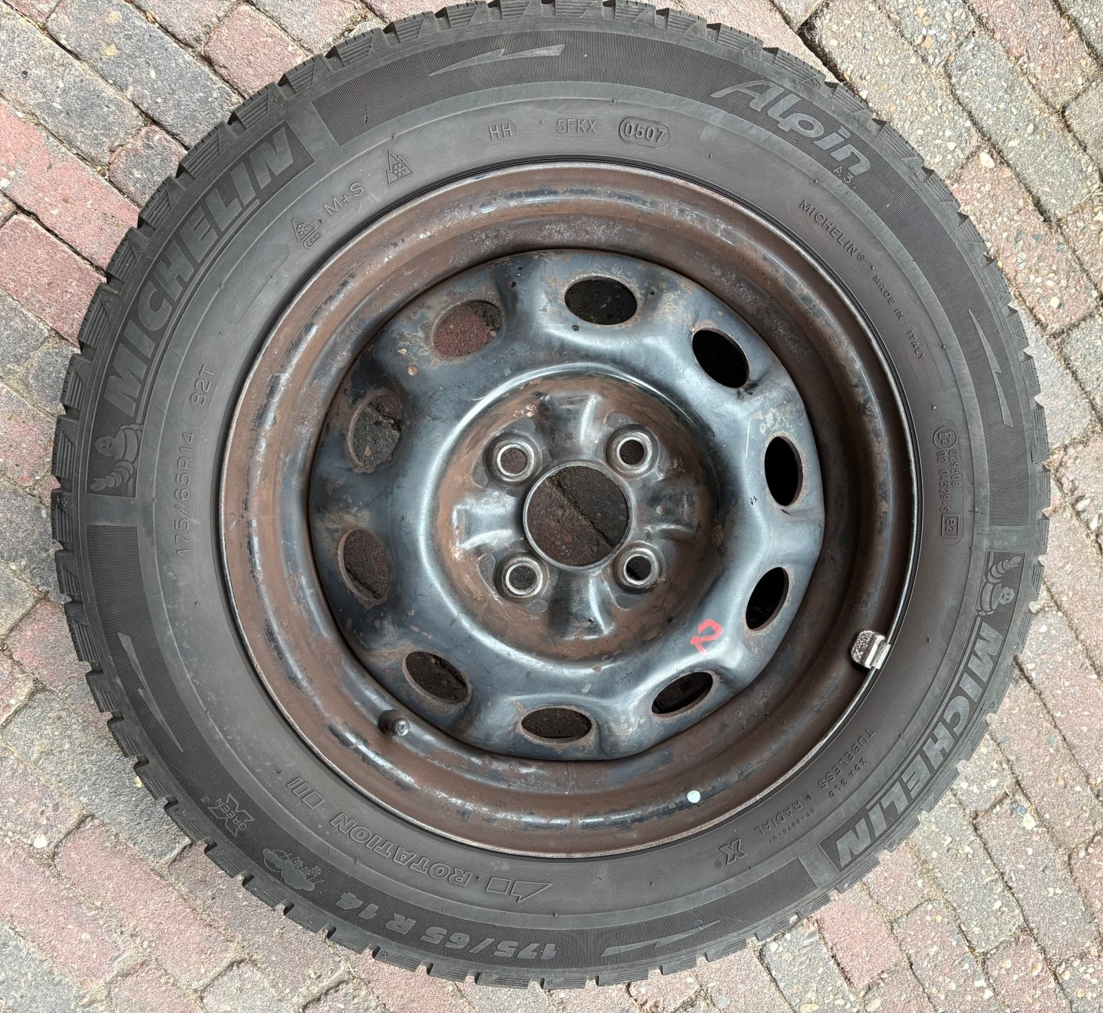 Michelin Alpin A4 Winterbanden op stalen velgen 175/65R14, Ophalen, Gebruikt
