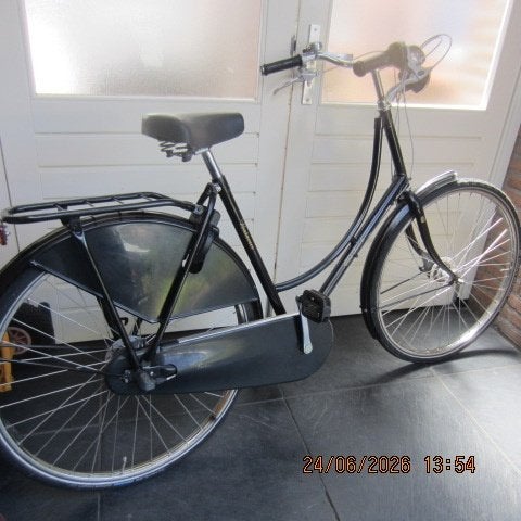 TE KOOP ZEER MOOI OMAFIETS BATAVUS WIELMAAT 28, Ophalen, Gebruikt, Versnellingen, Batavus