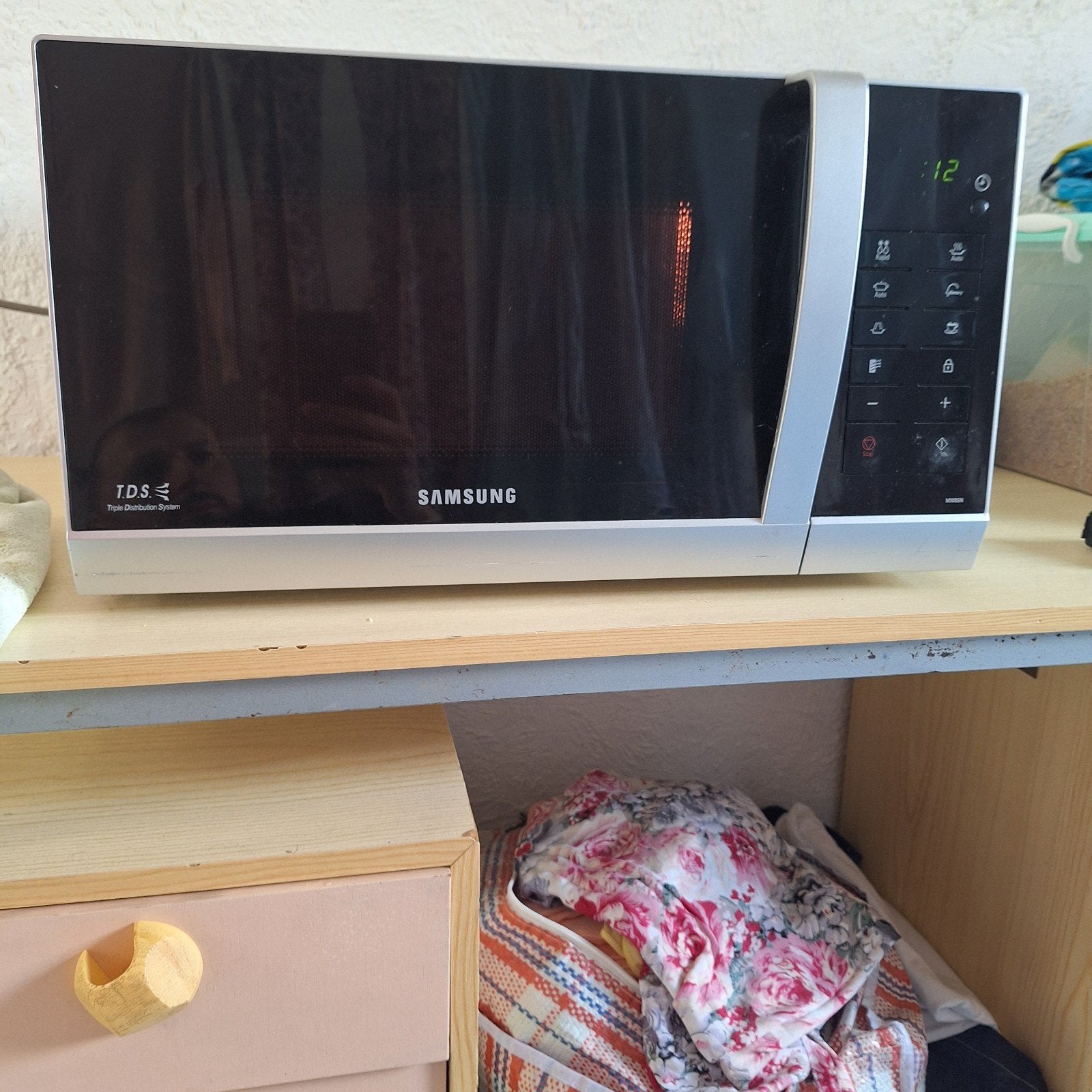 Samsung Combimagnetron - bezorging mogelijk, Combimagnetron, Gebruikt, Minder dan 45 cm, Grill