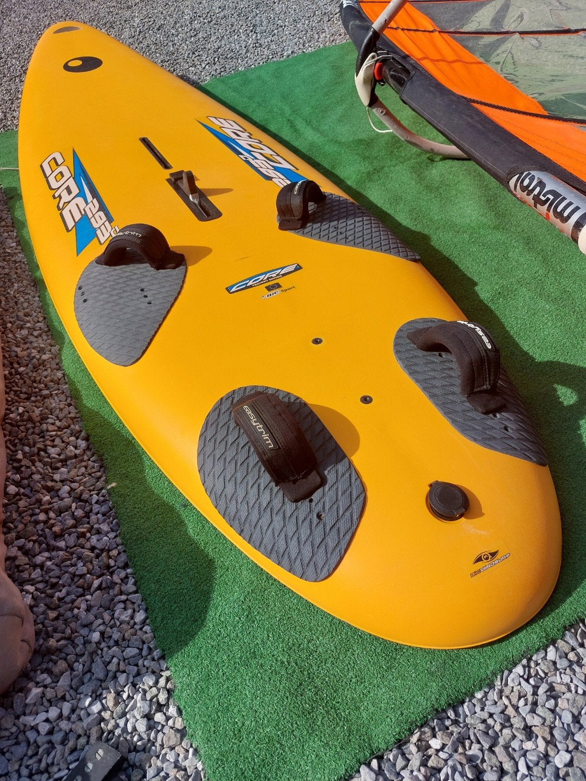 beginners surfplank BIC Core 293D zwaard 205 Li complete set, Watersport en Boten, Ophalen, 250 tot 300 cm, Gebruikt, 5 tot 6.5 m²