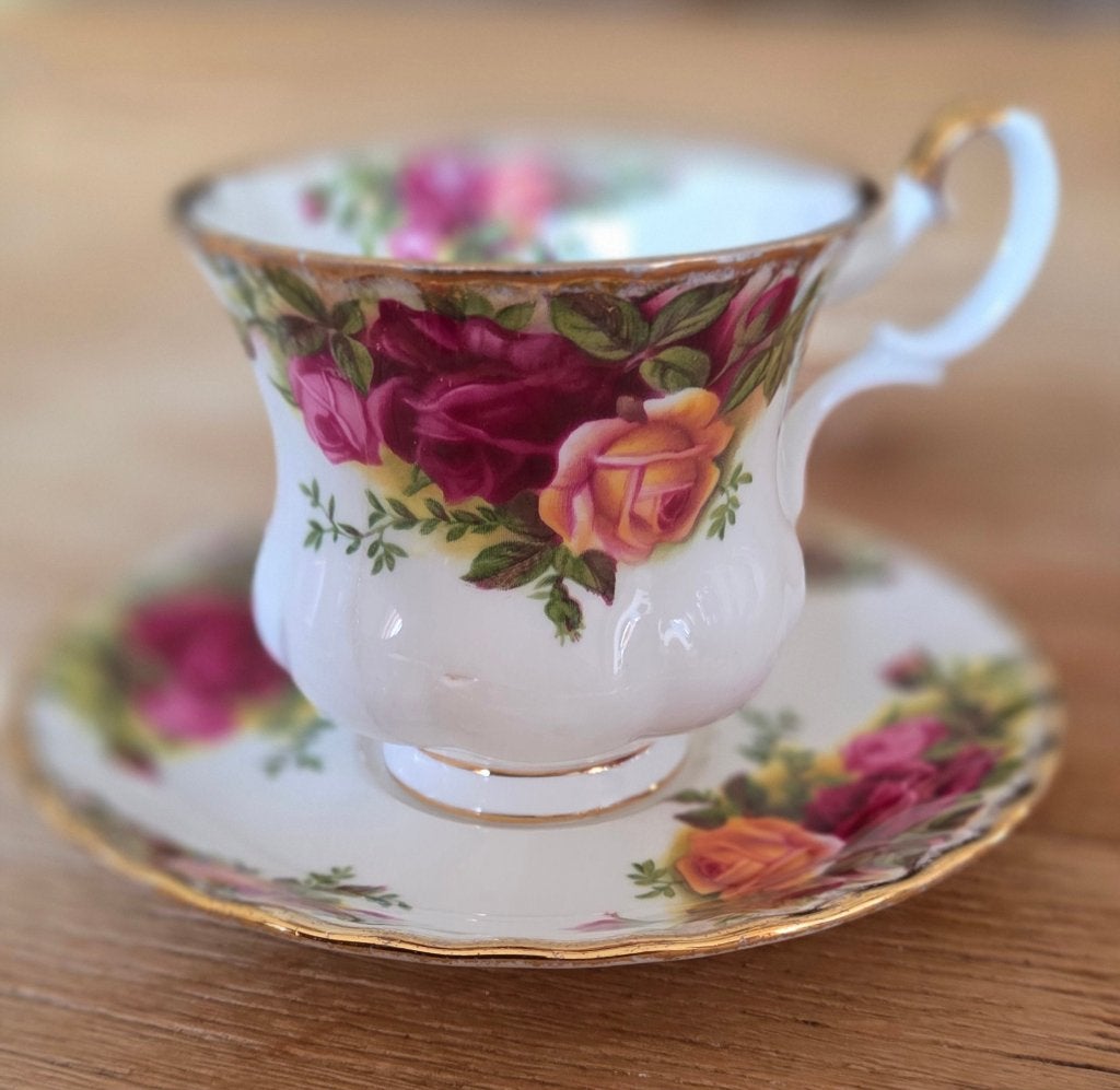 Royal Albert Old Country Roses koffieservies, Ophalen of Verzenden, Gebruikt, Porselein, Kop en/of schotel