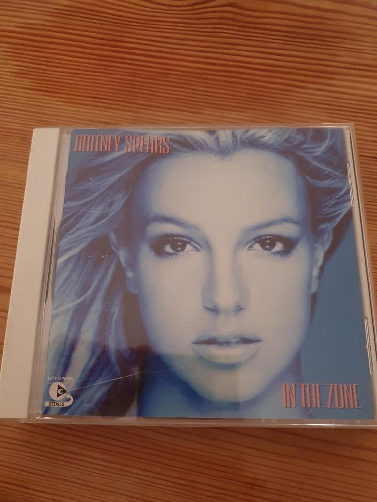 Britney Spears - In The Zone CD (Zo goed als nieuw), Ophalen of Verzenden, Zo goed als nieuw
