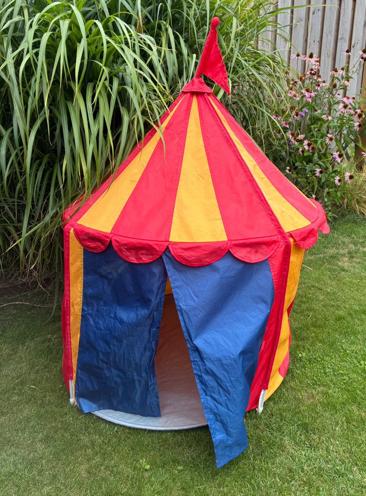 Circus tent Ikea, Ophalen, Gebruikt