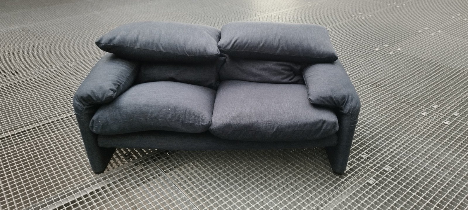 Cassina Maralunga 2-zitsbank, opnieuw bekleed, Huis en Inrichting, 150 tot 200 cm, Tweepersoons, 75 tot 100 cm, Ophalen of Verzenden