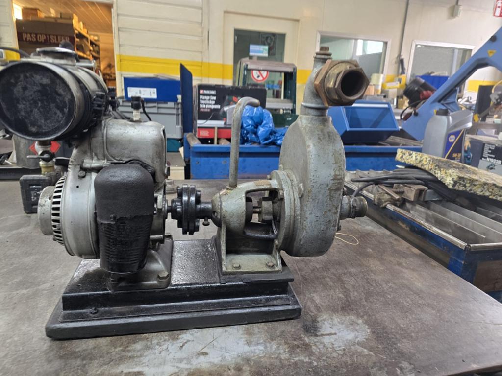 Sachs waterpomp - benzine, Ophalen, Gebruikt, Handmatig, Overige typen