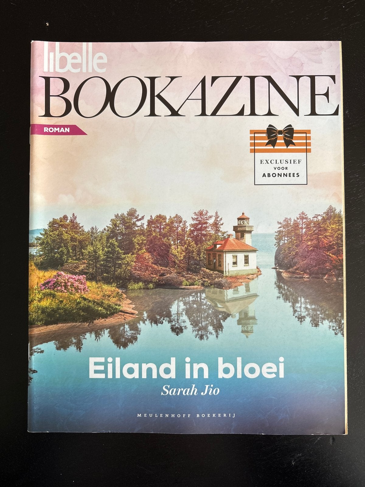 Libelle Bookazine: Eiland in bloei - Sarah Jio, Ophalen of Verzenden, Nieuw