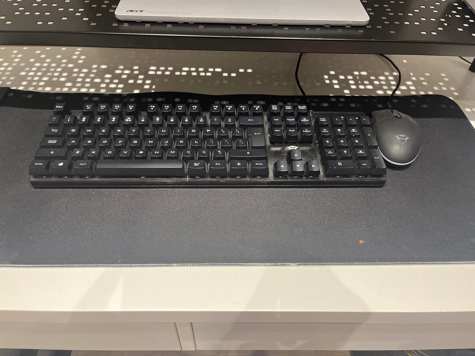 Trust GXT 830-RW Avonn Gaming Toetsenbord met Muis, Computers en Software, Gebruikt, Gaming toetsenbord, Ophalen of Verzenden