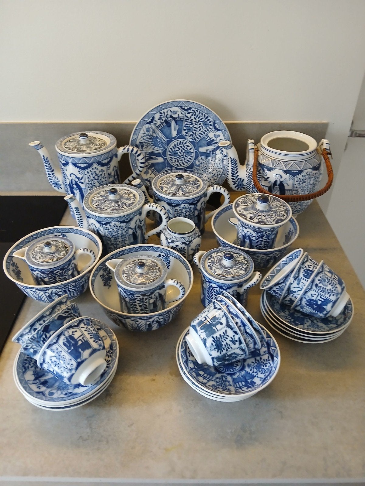 Antiek 19 eeuws Mosa Lange Lijs Servies, Ophalen