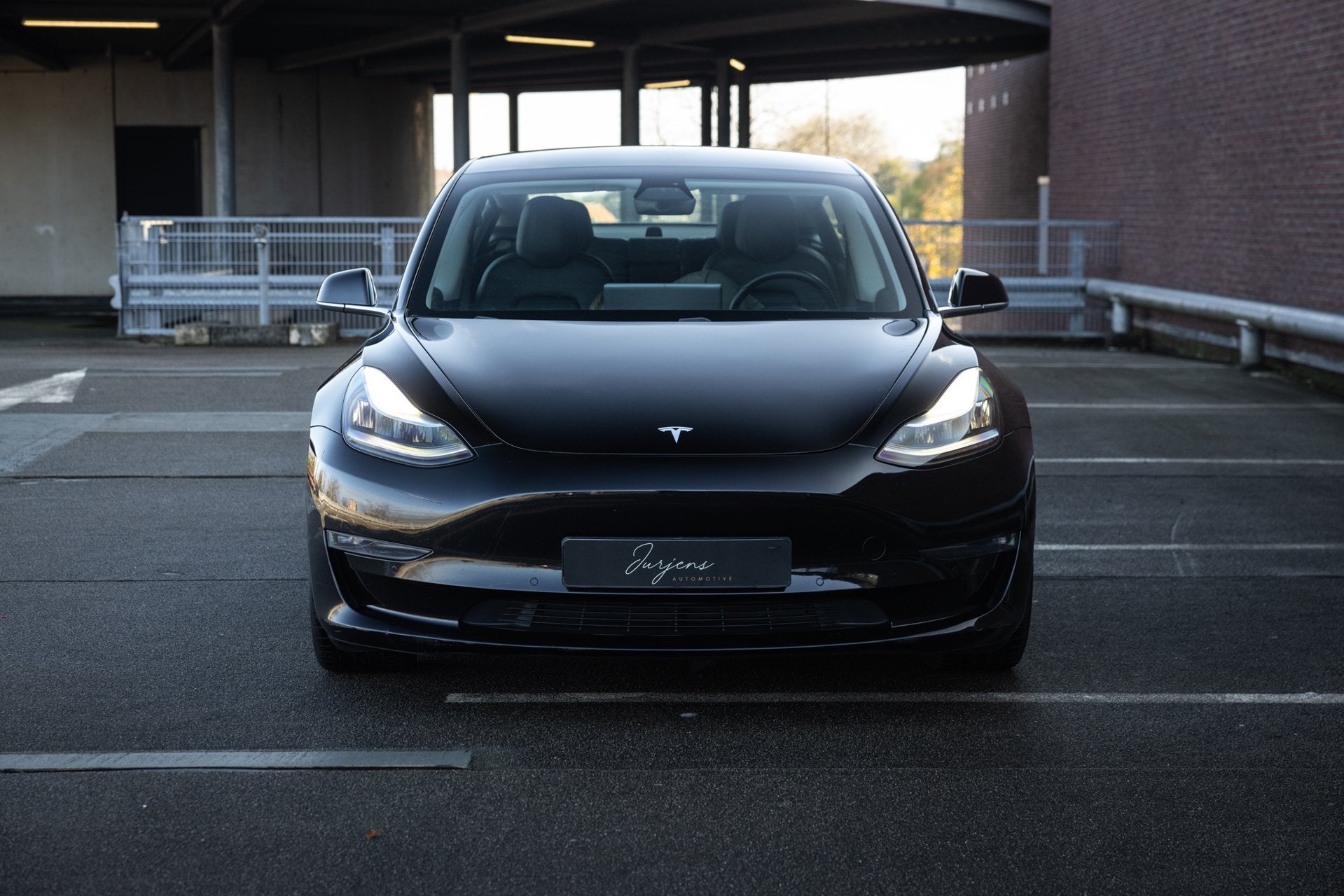 Tesla Model 3 Standard Plus (306pk) LFP | Performance velgen, Auto's, Automaat, Dealer onderhouden, Achterwielaandrijving, Gebruikt